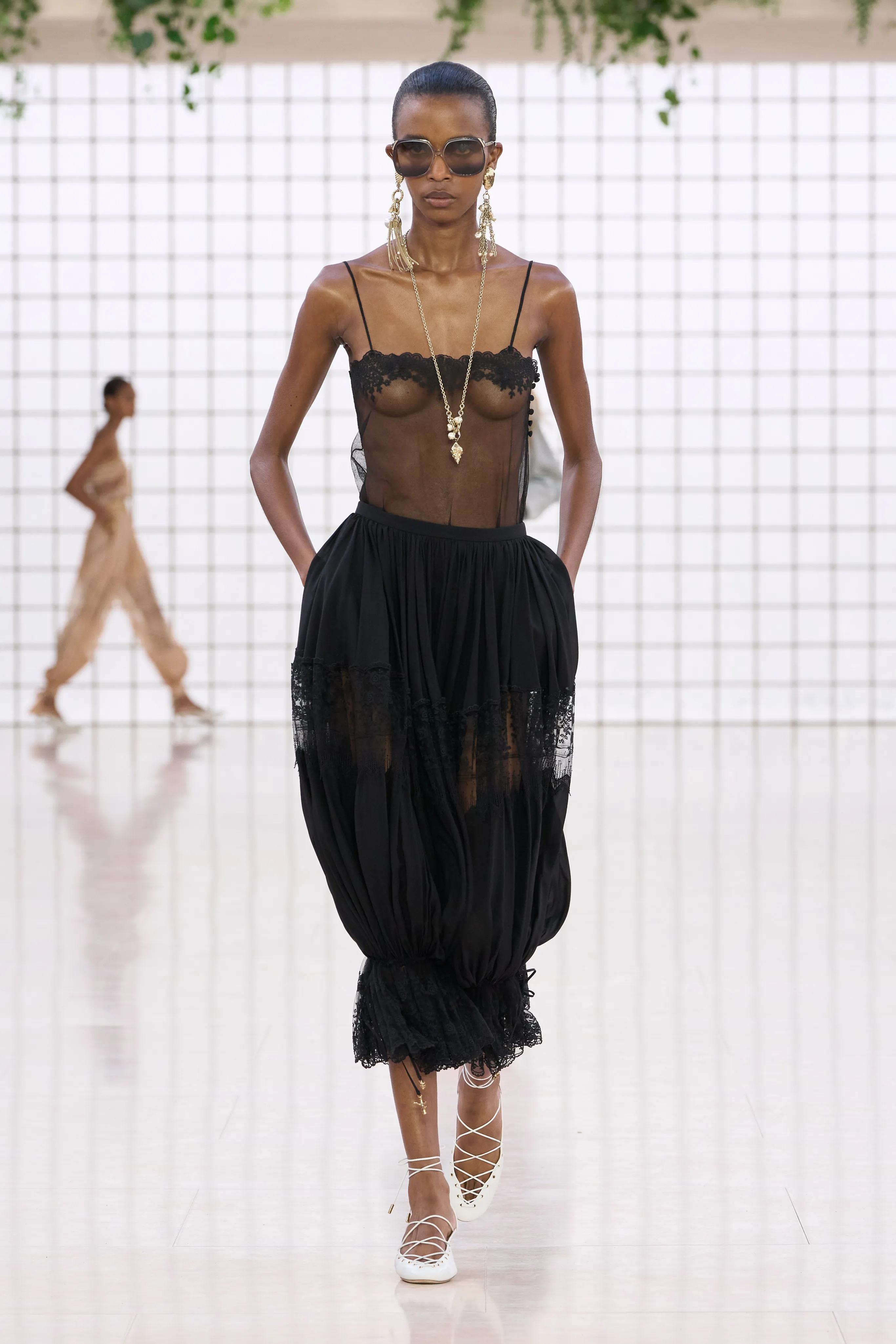 【Chloe】クロエ 2025-2026aw ウール コート ネイビー クロエ(Chloé) 2025年冬ウィメンズコレクション - ファッション